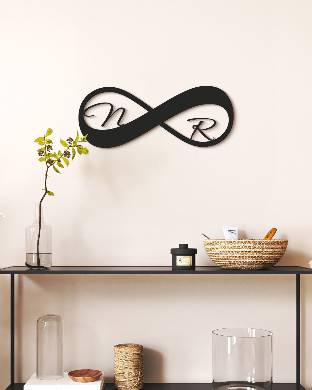 Scritta in legno Infinito con iniziali