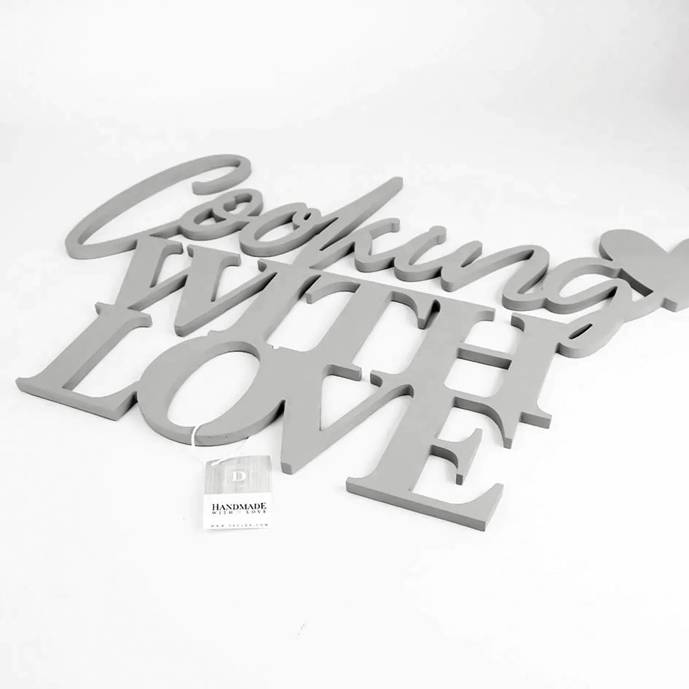 Scritta in Legno Cooking with love