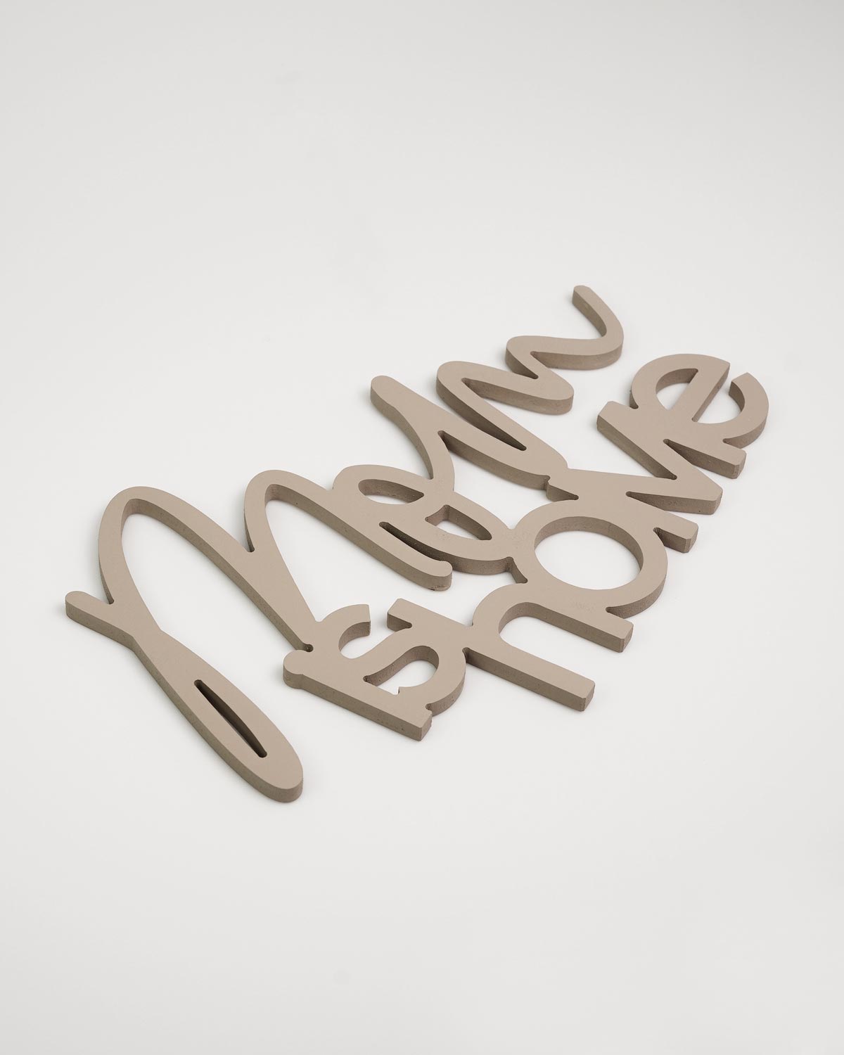 Scritta in Legno Mom is Home