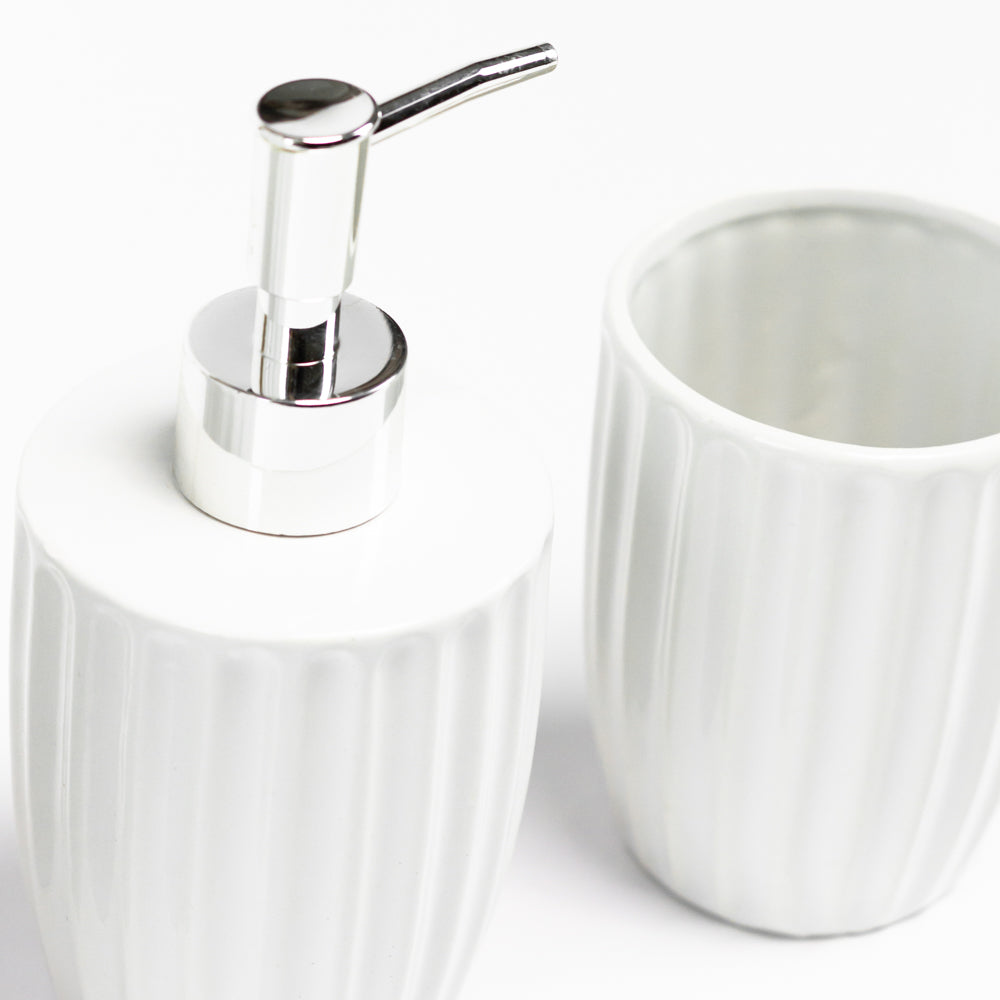 Set 3 pezzi da bagno in ceramica