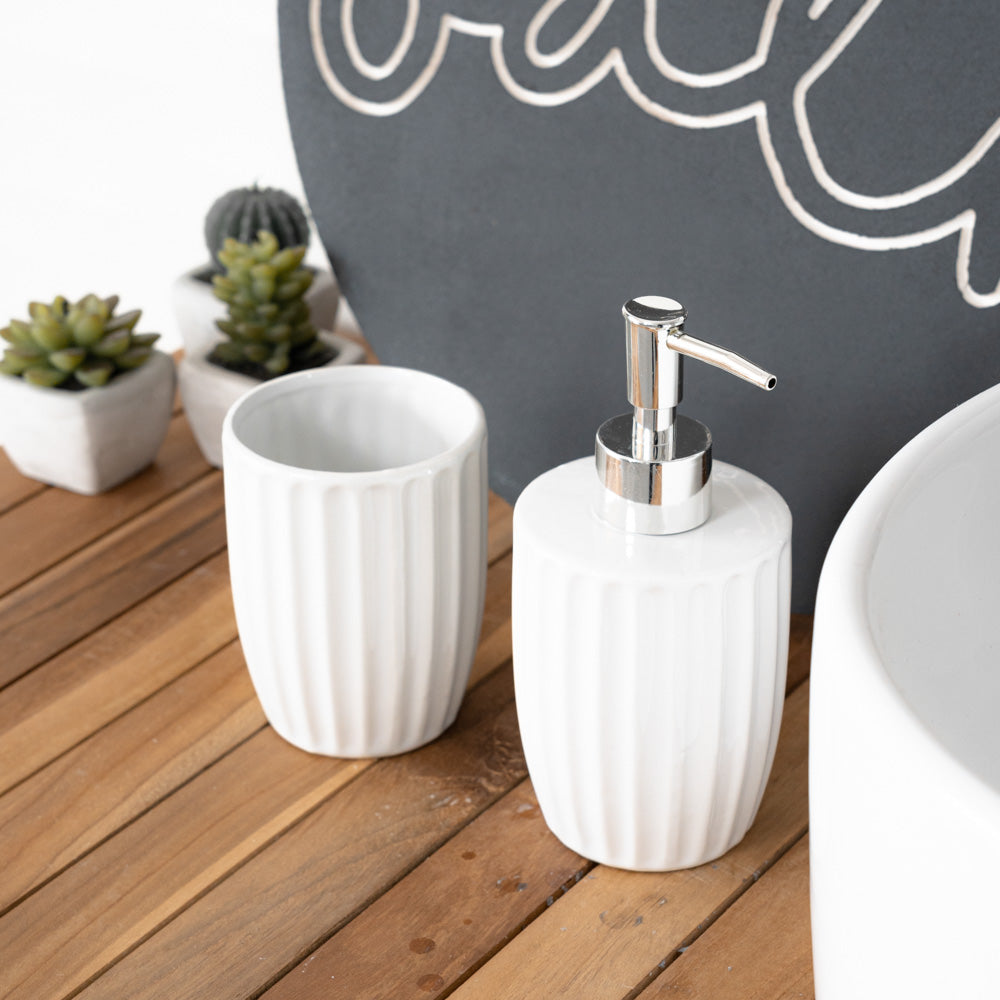 Set 3 pezzi da bagno in ceramica