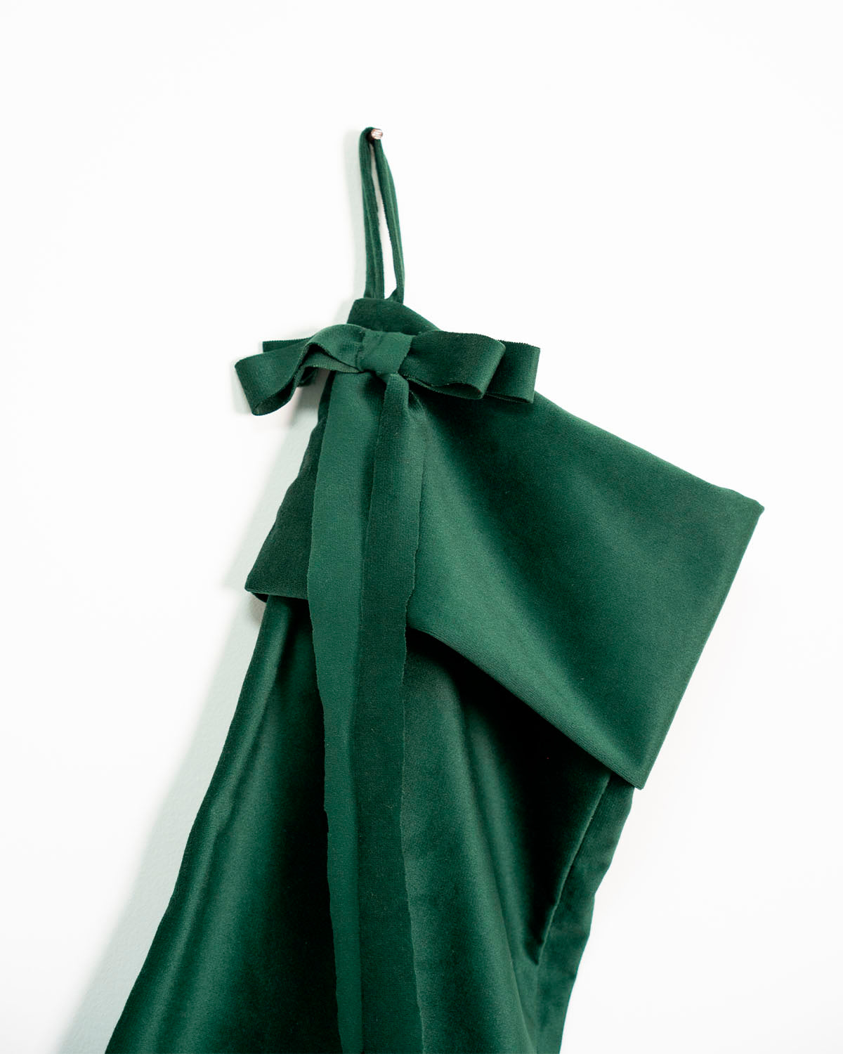 decorazione natalizia befana calza in velluto fatta a mano #colore_verde