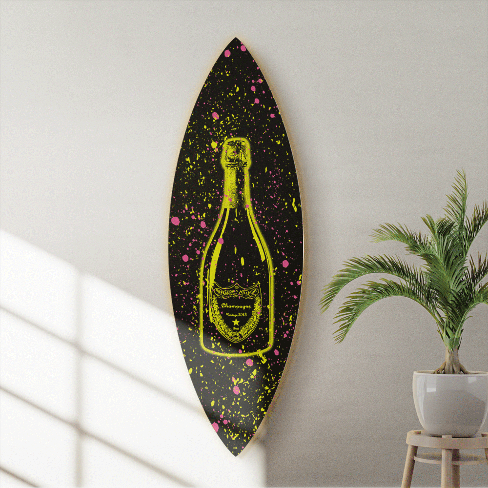 Round noticeboard shelf
