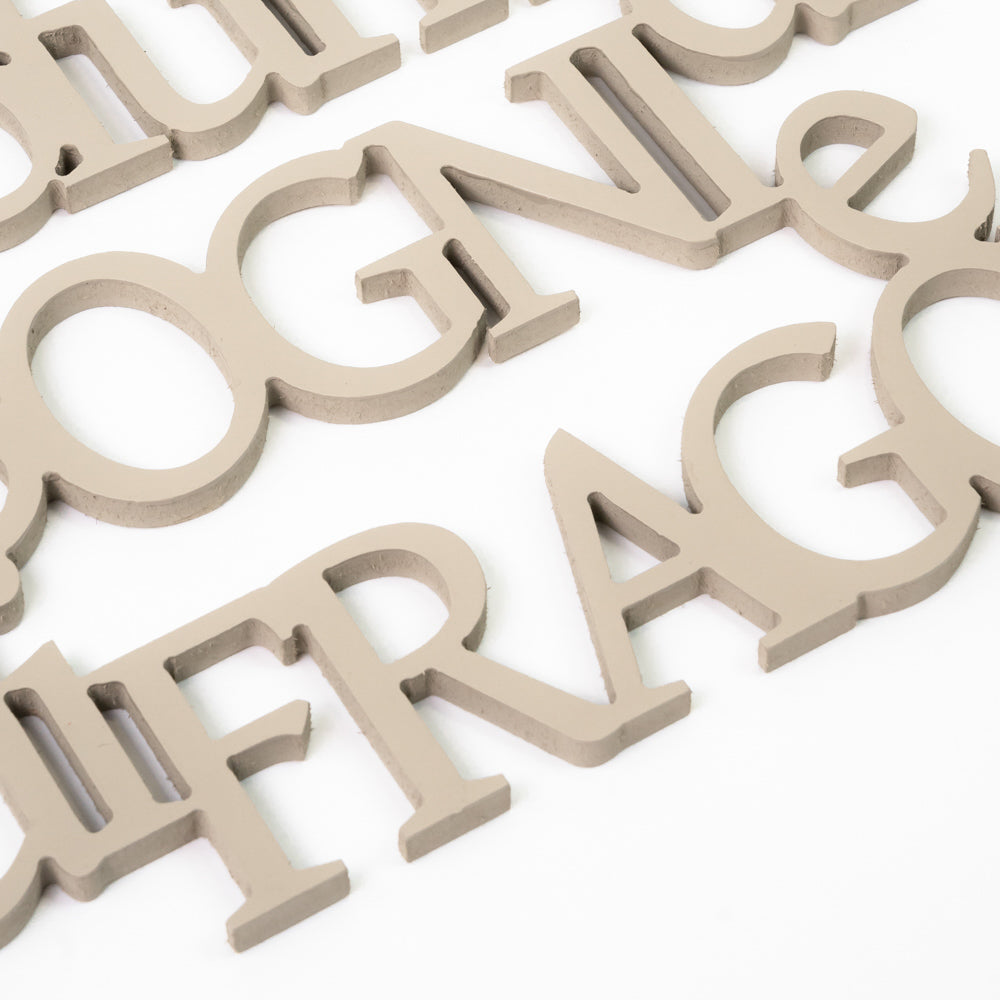 Scritta in Legno Sogni e Fragole