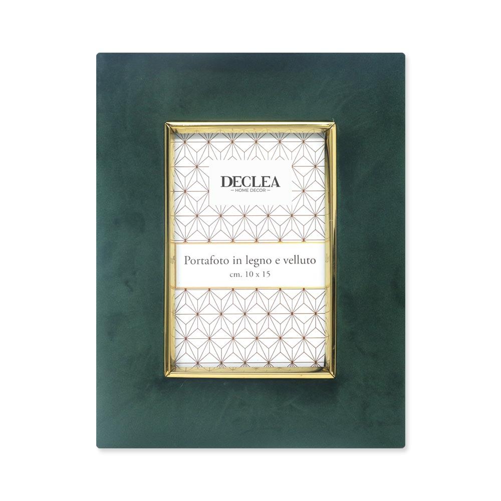 Green velvet and wood photo frame