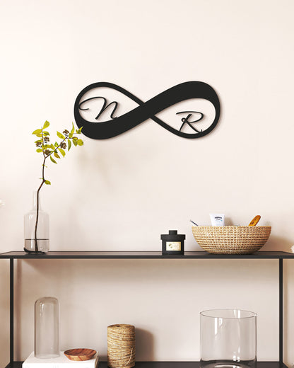 Scritta in legno Infinito con iniziali