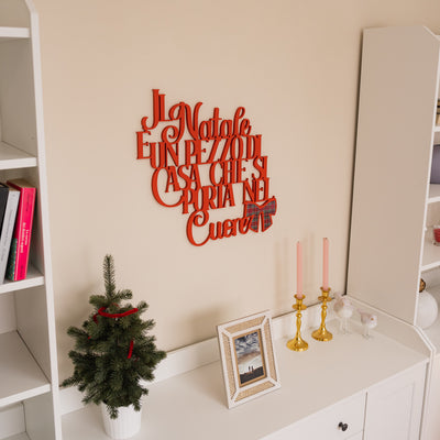 Scritta in Legno il Natale è un pezzo di casa