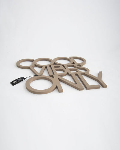 scritta decorativa per la casa motivazionale idea regalo scritta in legno good vibes only 