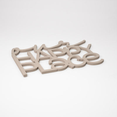 Scritta in Legno Our Happy Place