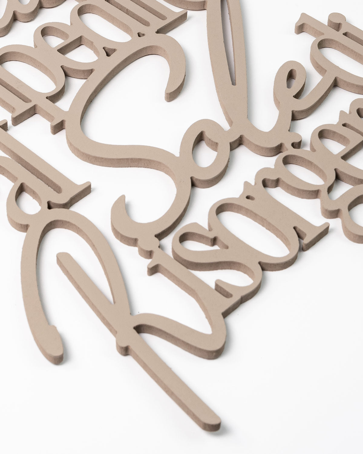 Scritta in legno Nessuna notte