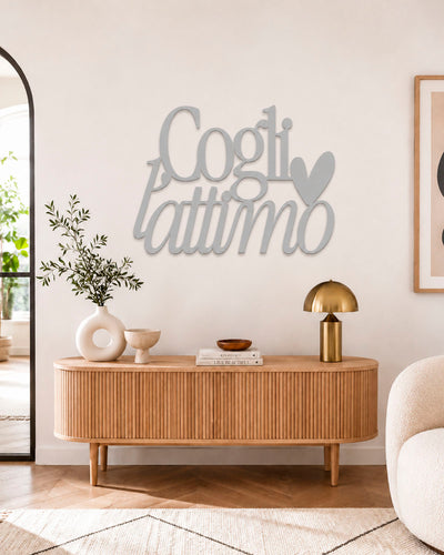 Scritta in legno Cogli l’attimo