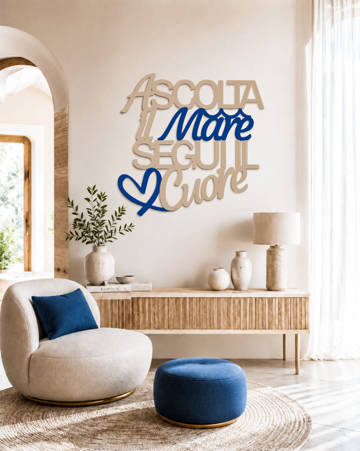 Scritta in legno Ascolta il mare segui il cuore