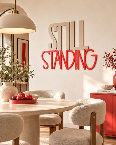 Scritta in legno Still Standing