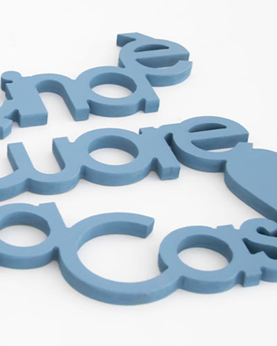 scritta in legno la cucina è il cuore della casa, decorazione da appendere in cucina, arredamento moderno 