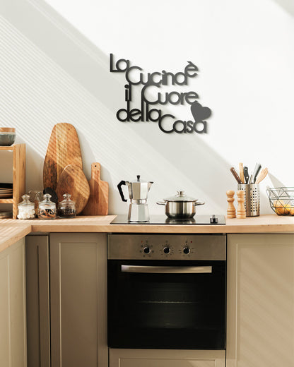 scritta in legno la cucina è il cuore della casa, decorazione da appendere in cucina, arredamento moderno #colore_nero