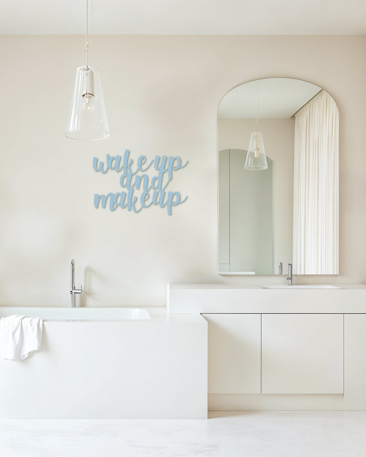 Scritta in Legno Wake up and Make up