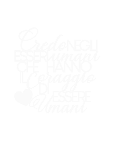Scritta in legno Credo negli esseri umani