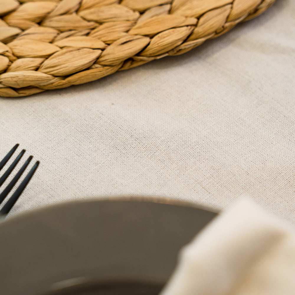 Water hyacinth placemat